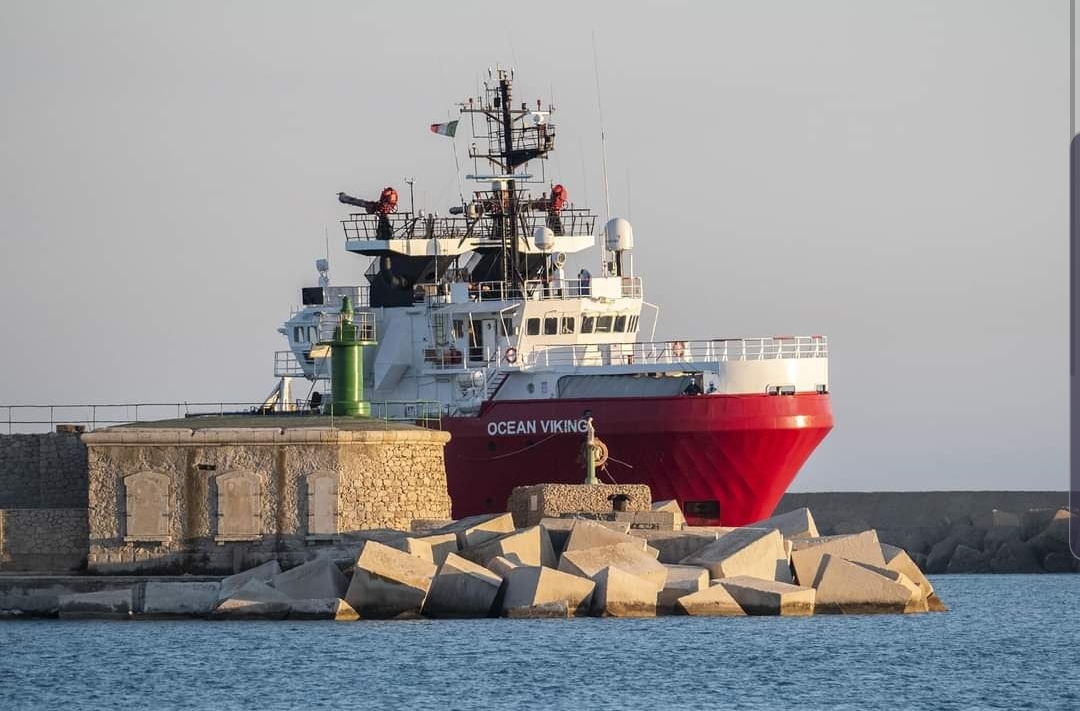 «Ocean Viking», le navire de SOS Méditerranée, a sauvé 424 migrants en Méditerranée