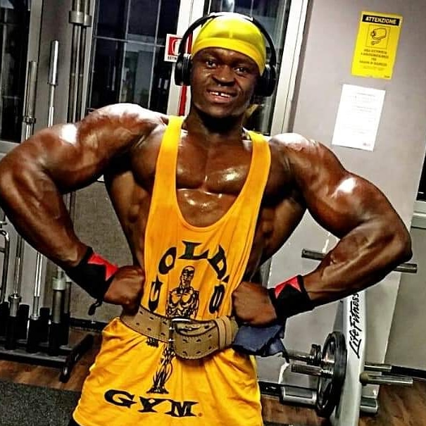 Sport/ Moussa CONDÉ est un athlète professionnel du Body Building