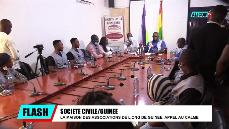 Conférence de presse : la maison des associations de l’ONG de Guinée appelle au calme.