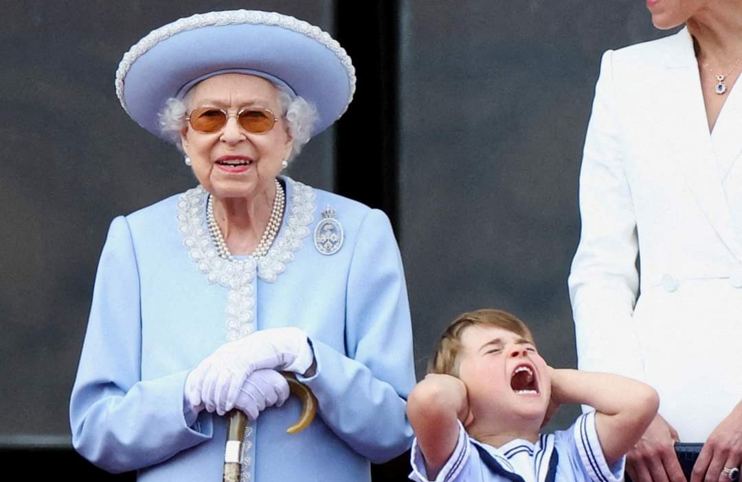 PAGE NOIRE/ La reine Elizabeth II d’Angleterre est décédée aujourd’hui à l’âge de 96 ans !