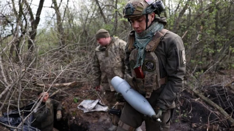 Dans le Donbass, l’Ukraine affirme avoir repris du territoire autour de Bakhmout