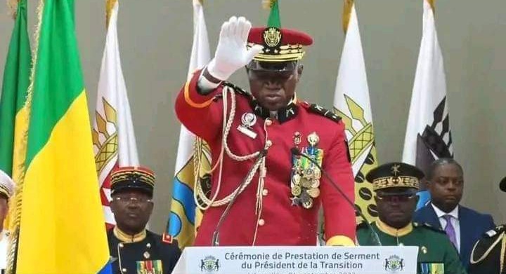 Gabon : liesse populaire après l’investiture du président de la transition