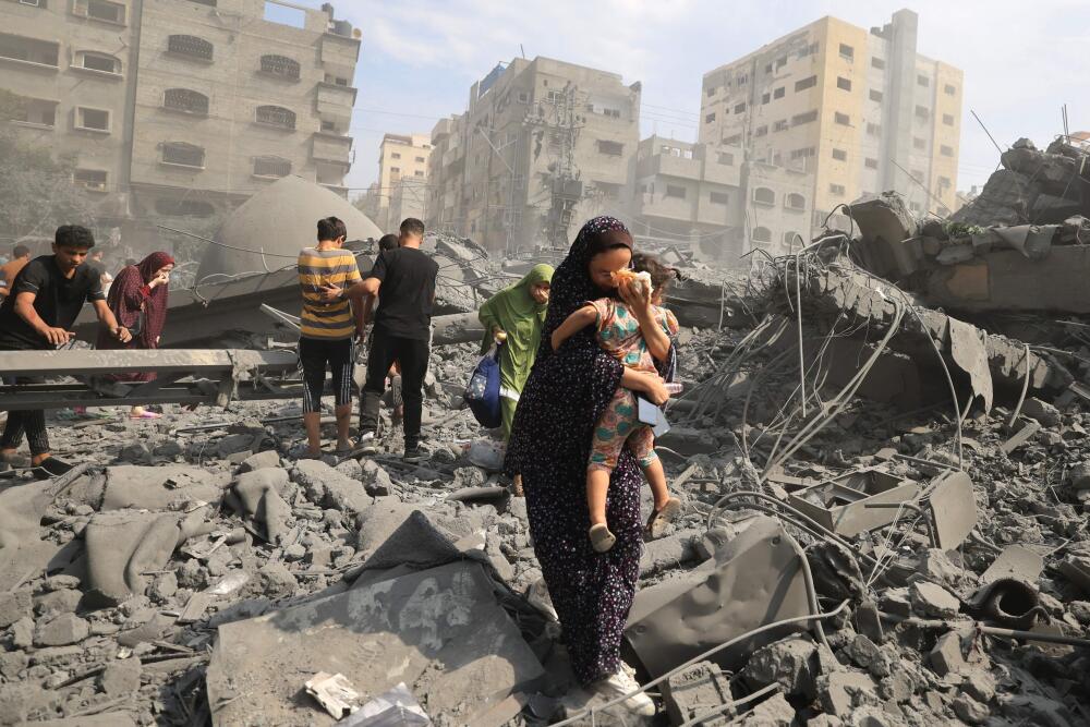 Guerre Hamas-Israël : plus de 1 100 morts recensés, les frappes se poursuivent