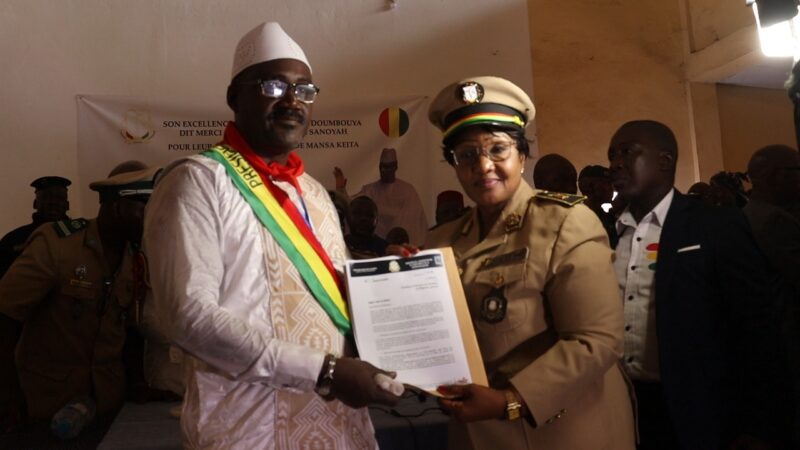Gouvernorat de Conakry: Madame la Gouverneure Générale M’mahawa Sylla souligne l’importance des efforts collectifs pour atteindre le succès, lors de l’installation de la Délégation Spéciale de Sanoyah à Coyah.
